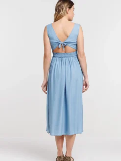 Robe longue bleue pâle femme
