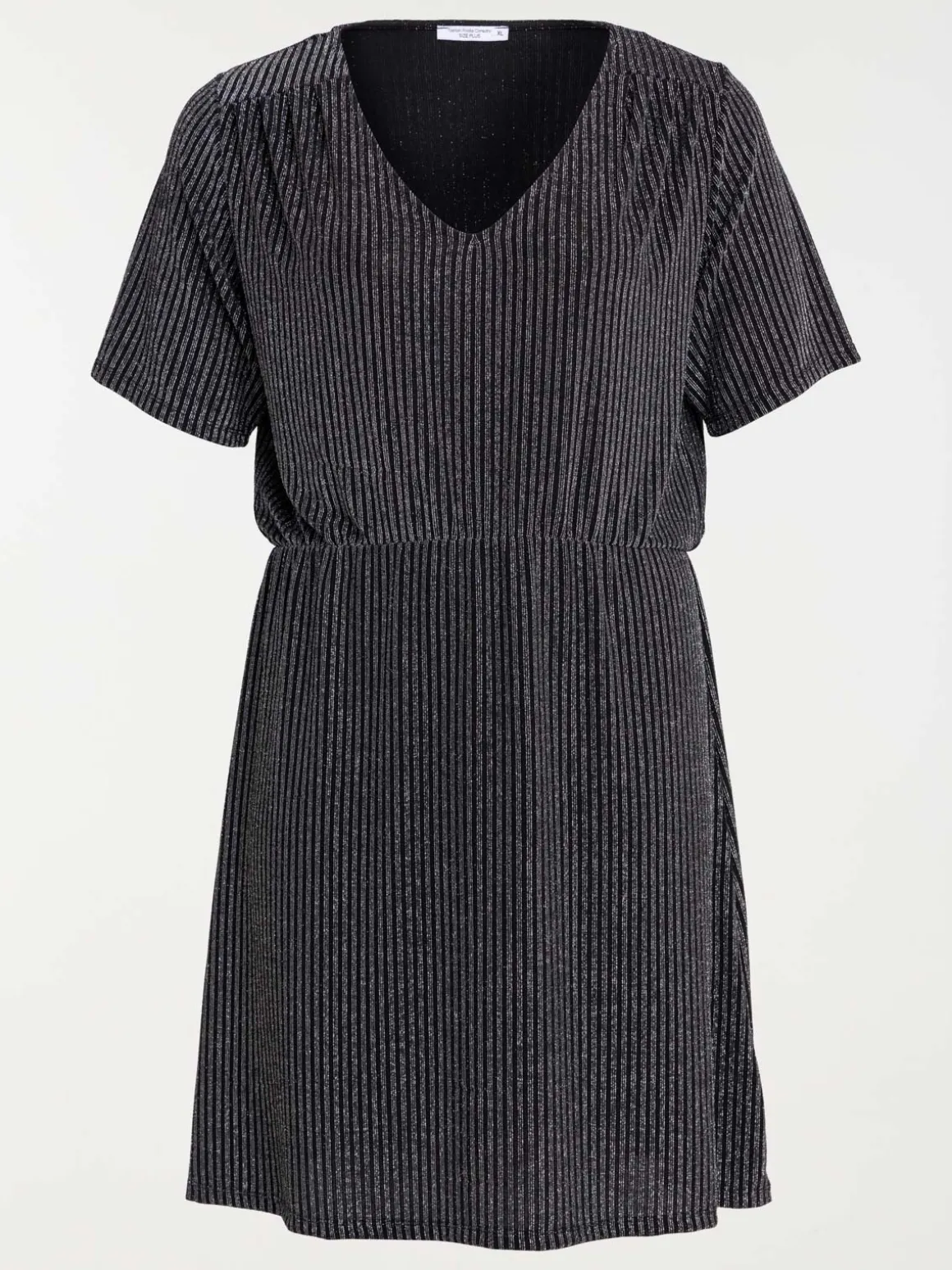 Robe noire col V grande taille femme