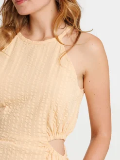 Robe seersucker ouvertures côtés femme