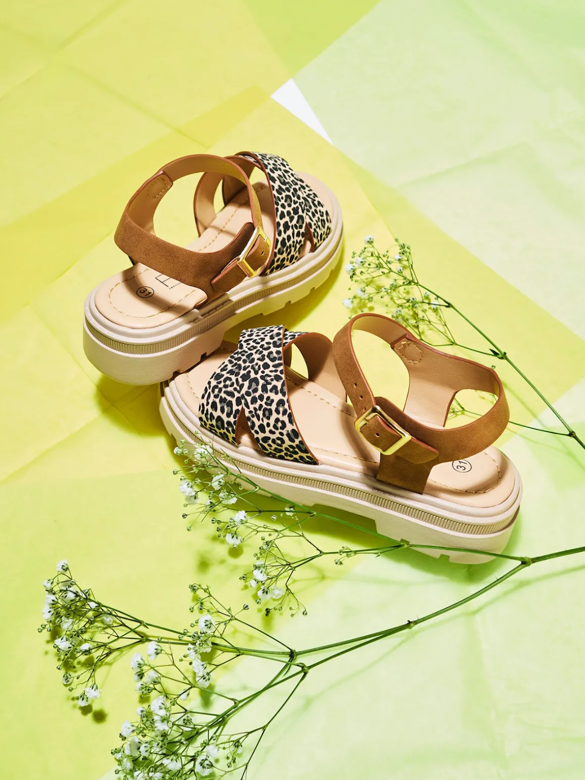 Sandales brides léopard fille (31-36)