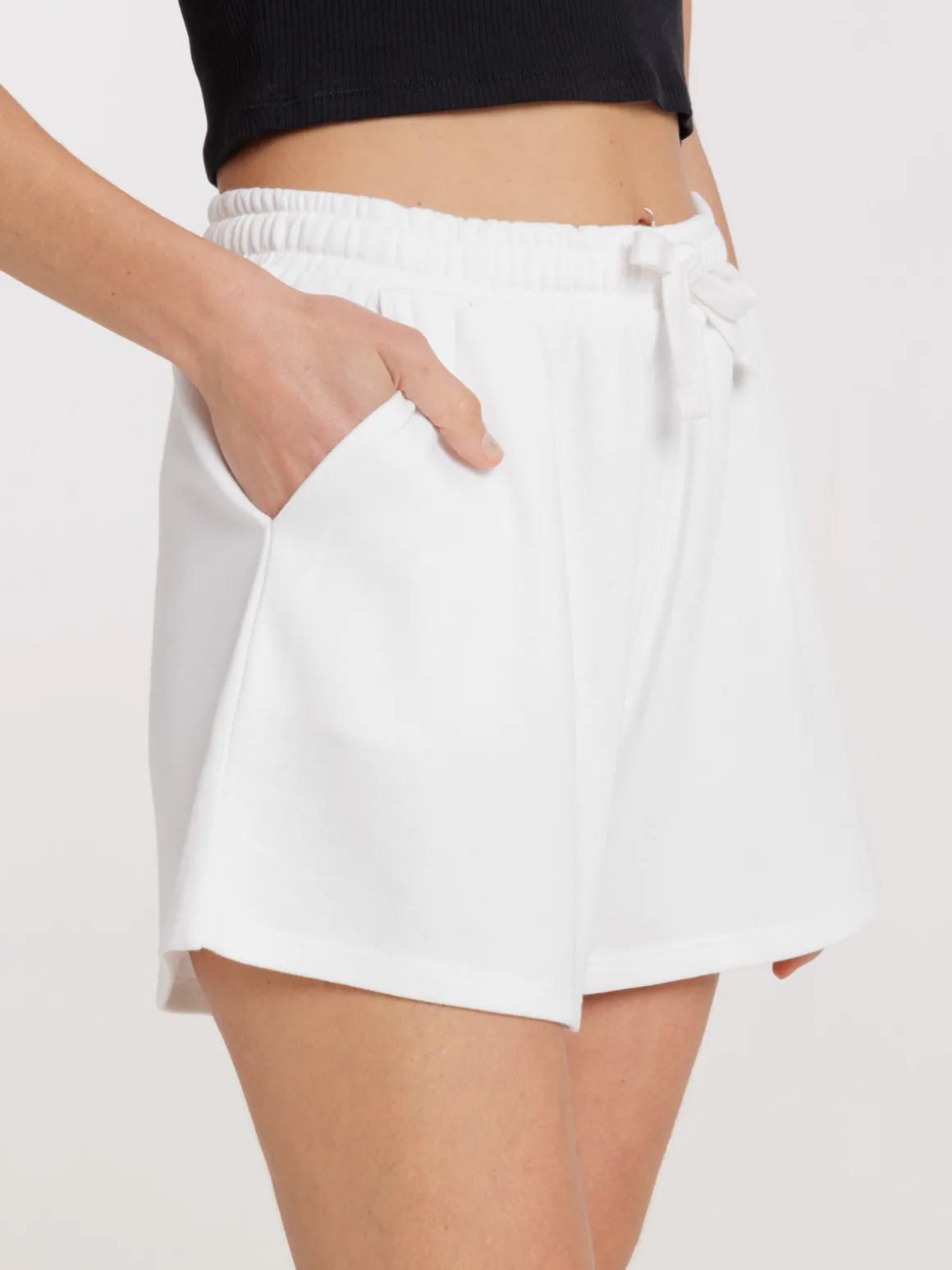 Short basique écru femme