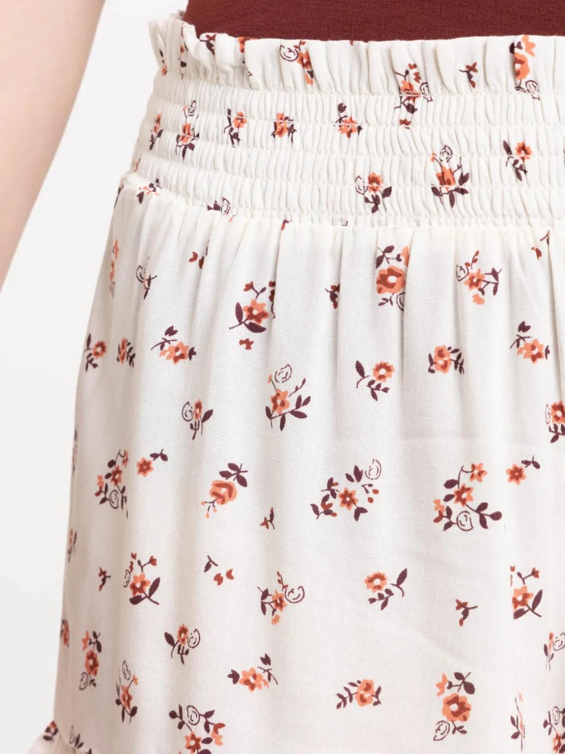 Short écru fleuri femme