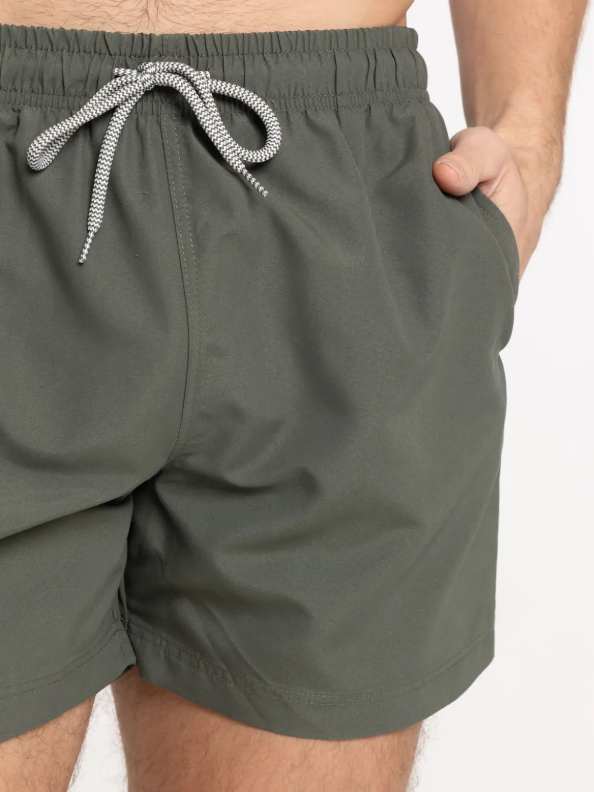 Short de bain olive homme