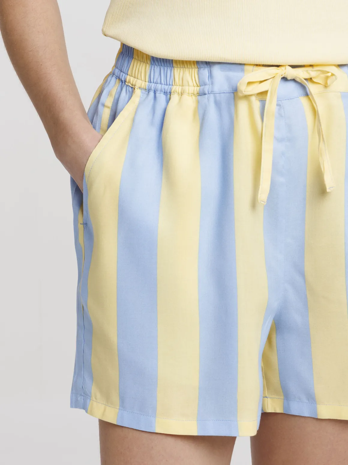Short de nuit à rayures femme