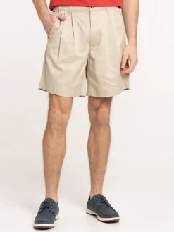 Short homme à pinces