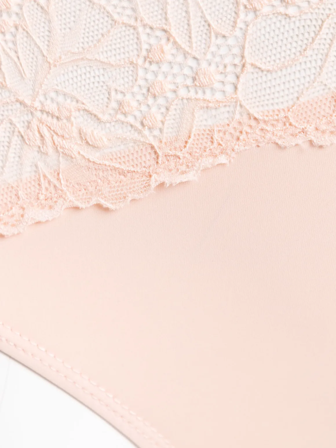 Shorty dentelle pêche femme (44-52)