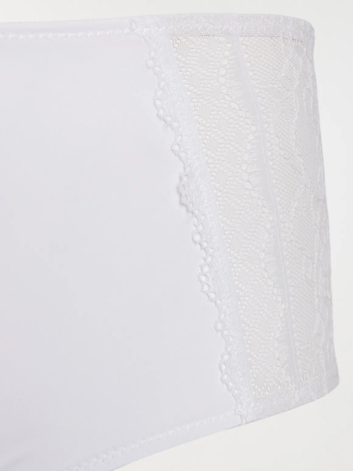 Shorty ivoire grande taille femme(46-56)