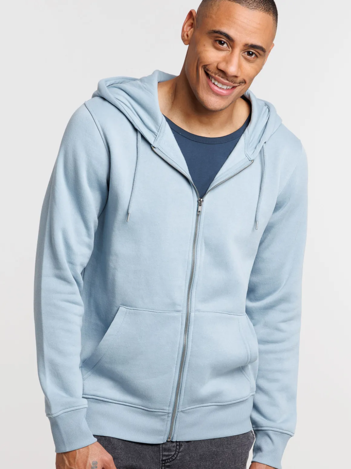 Sweat capuche zippé homme