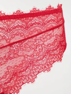 Tanga dentelle rouge grande taille femme