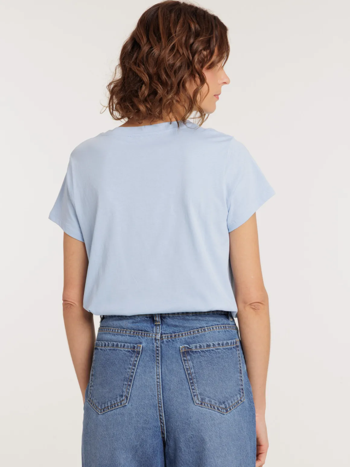 Tee-shirt col rond bleu pâle femme