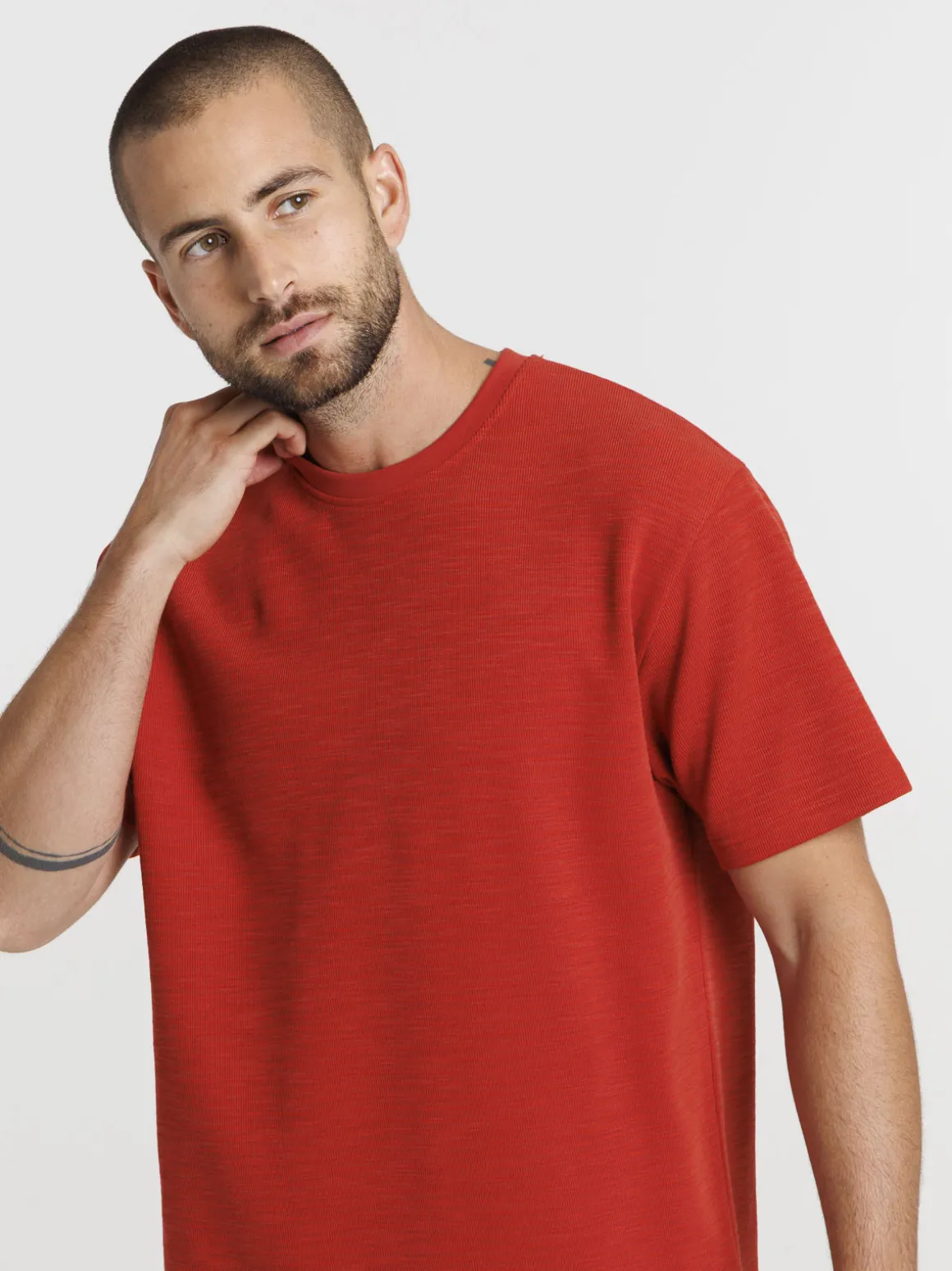 Tee-shirt uni col rond homme