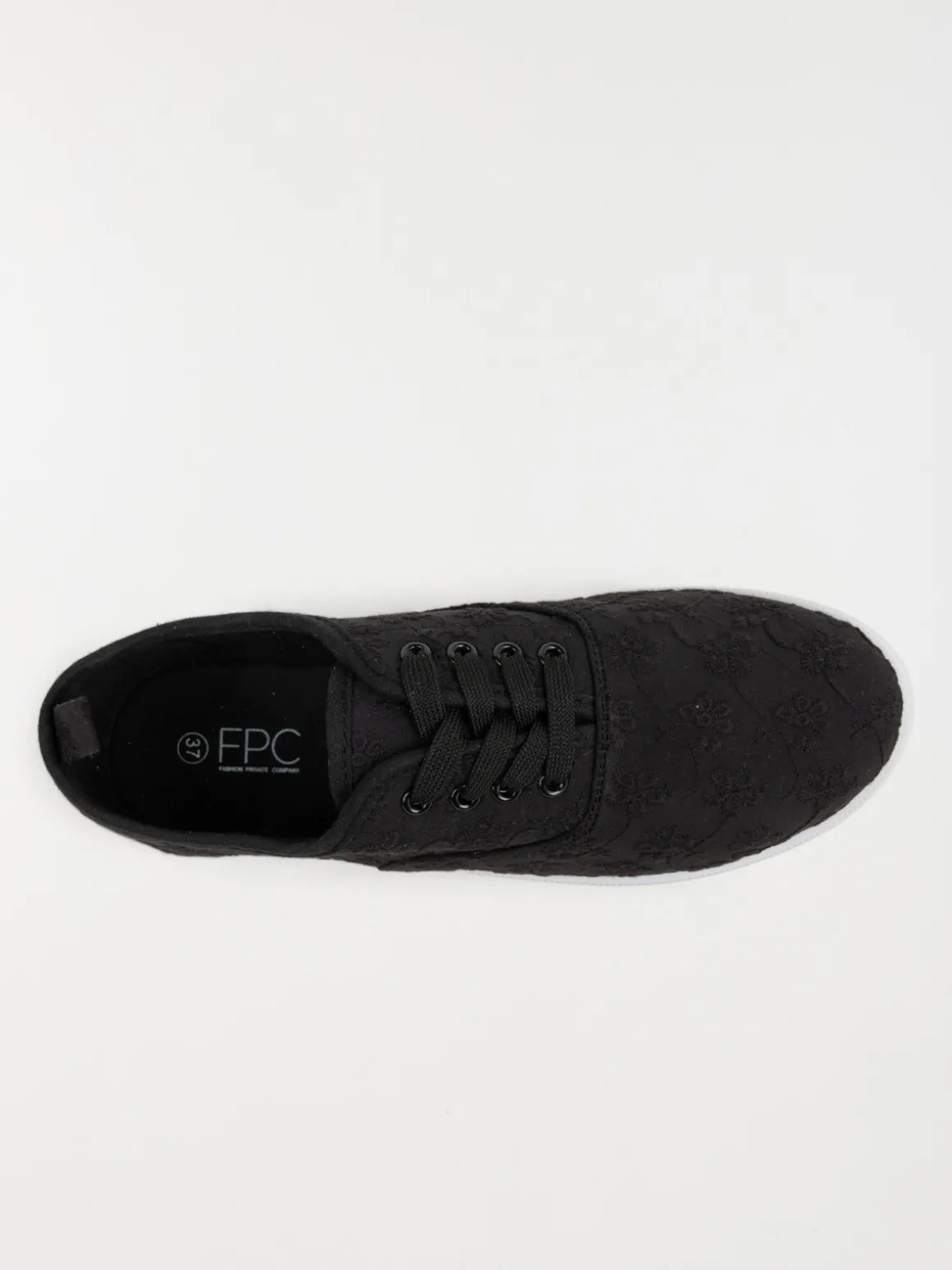 Tennis broderie anglaise femme (37-42)