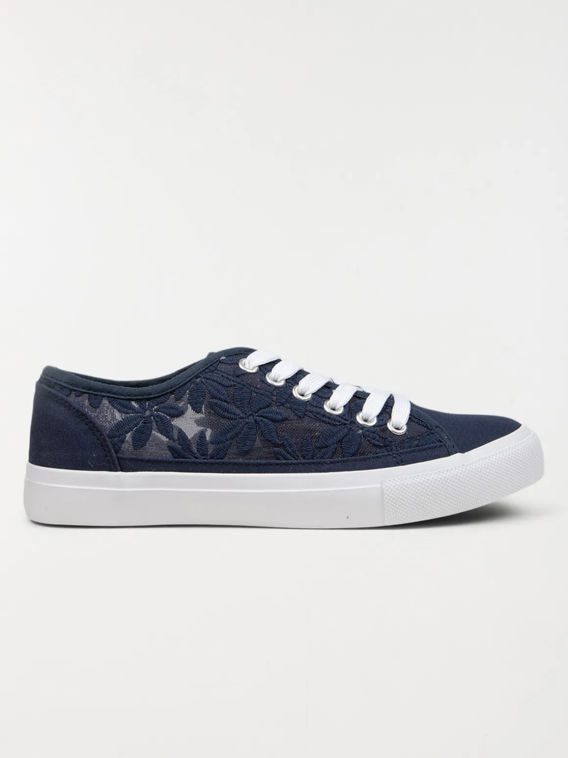 Tennis femme dentelle fleurie (36-41)