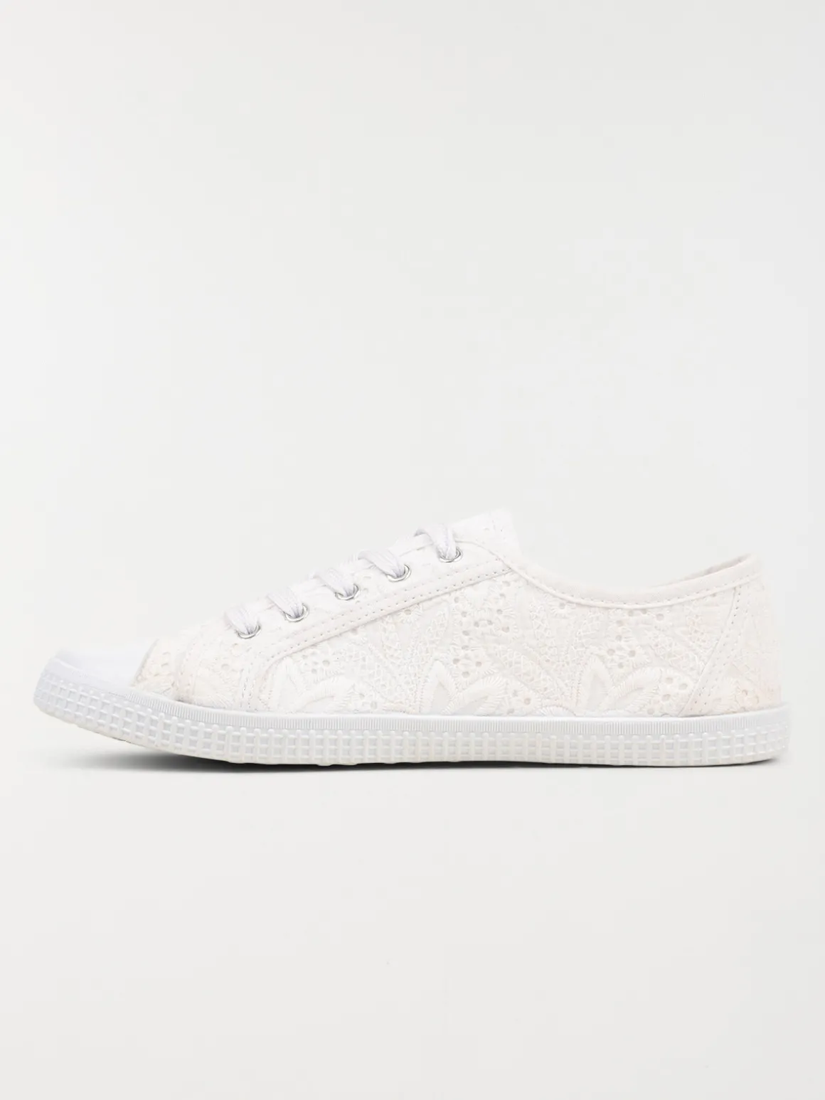 Tennis toile dentelle femme (36-42)