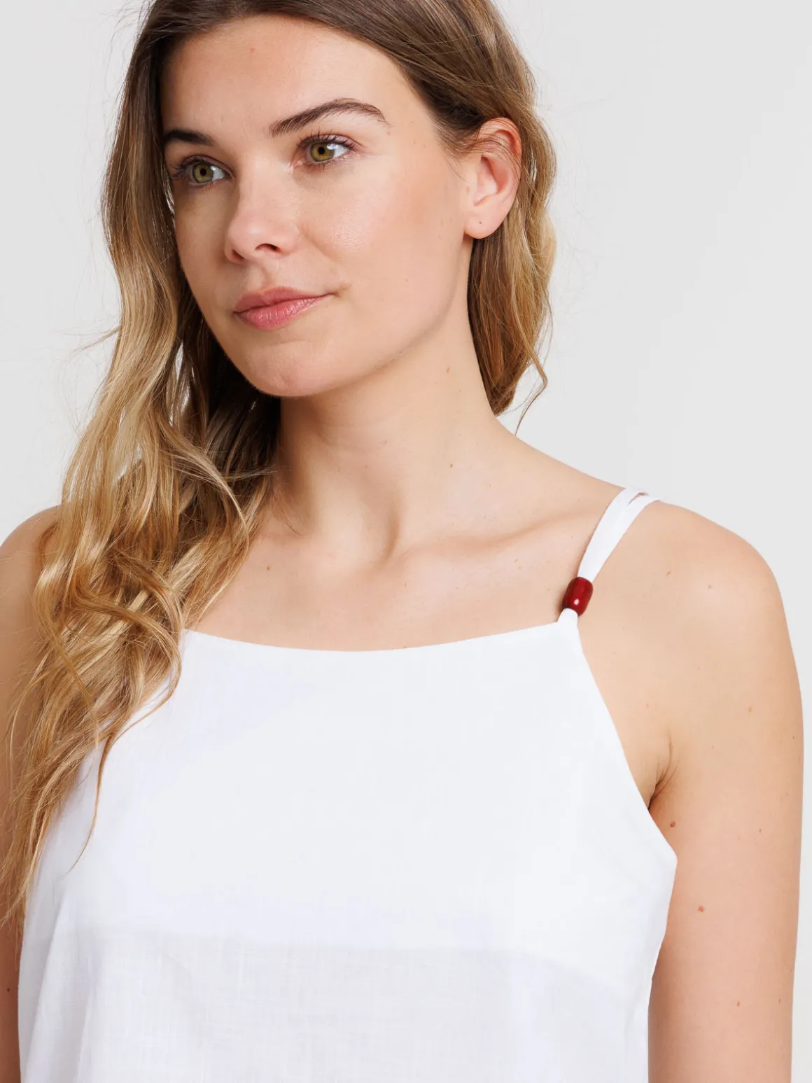 Top écru bretelles croisées femme