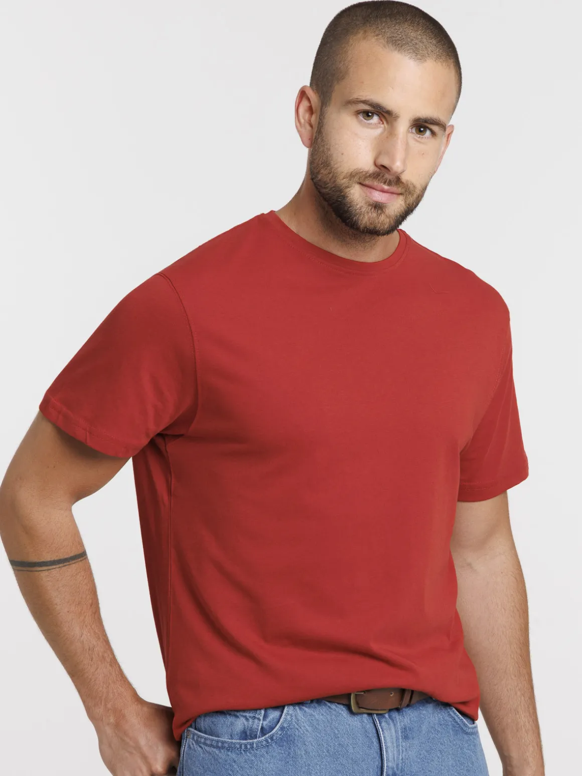 T-shirt basique col rond uni homme