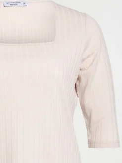 T-shirt col carré grande taille femme
