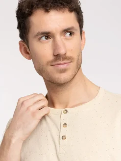T-shirt col rond boutonné homme