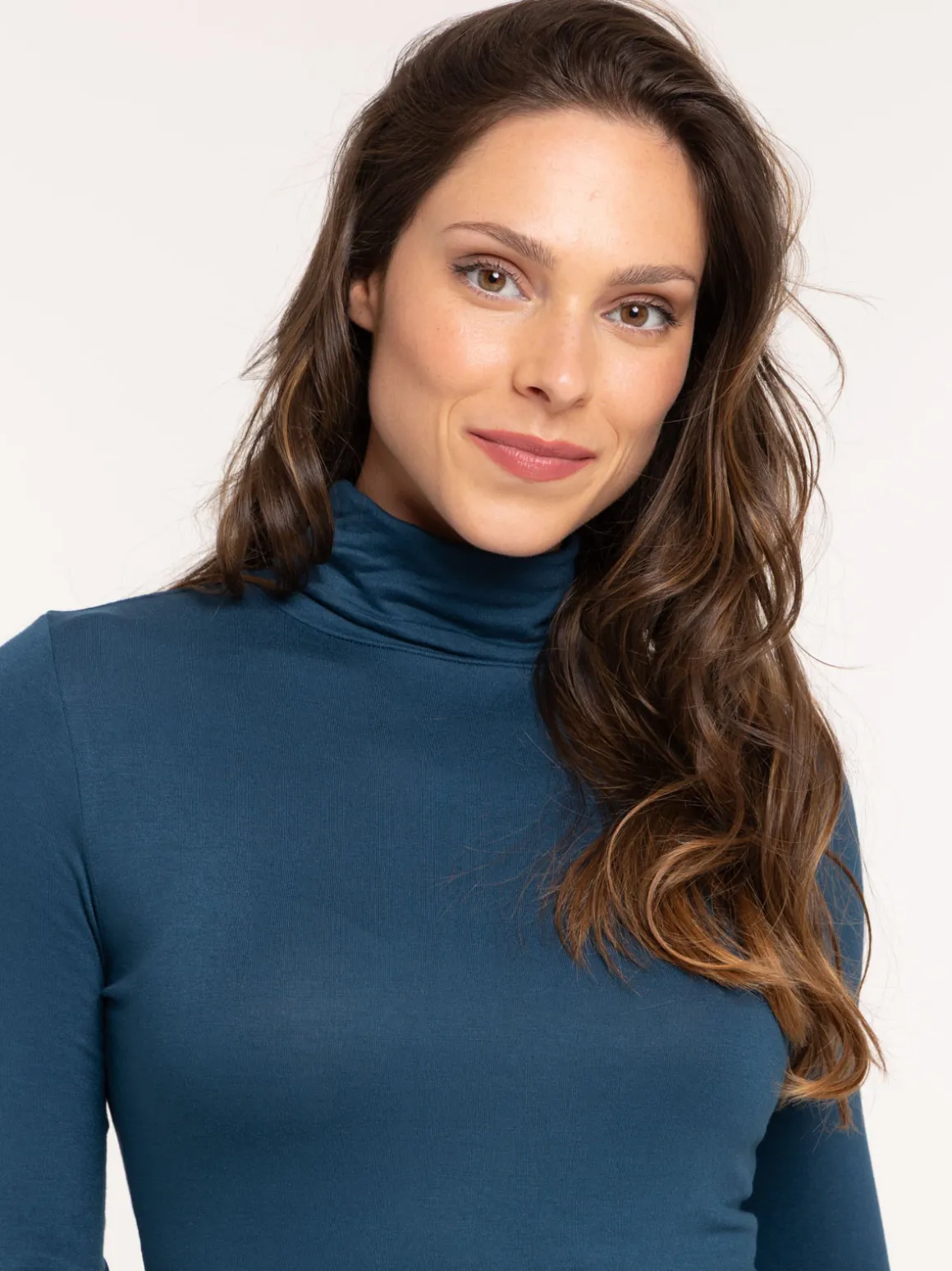 T-shirt col roulé femme