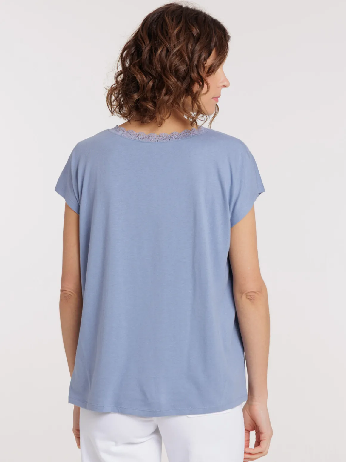 T-shirt col V dentelle denim blue femme