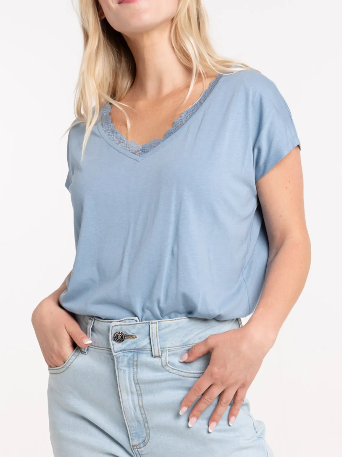 T-shirt col V dentelle femme