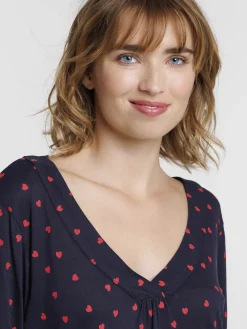 T-shirt col V motif coeur femme