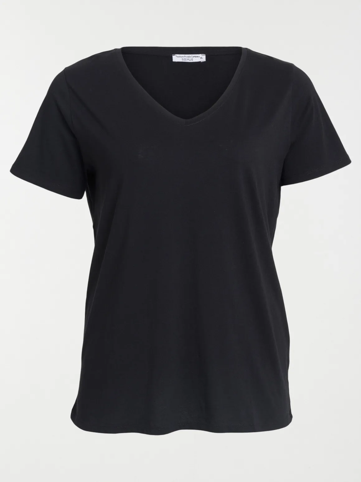 T-shirt col V noir grande taille femme