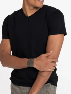T-shirt col V noir homme