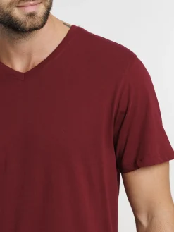 T-shirt col V pourpre homme