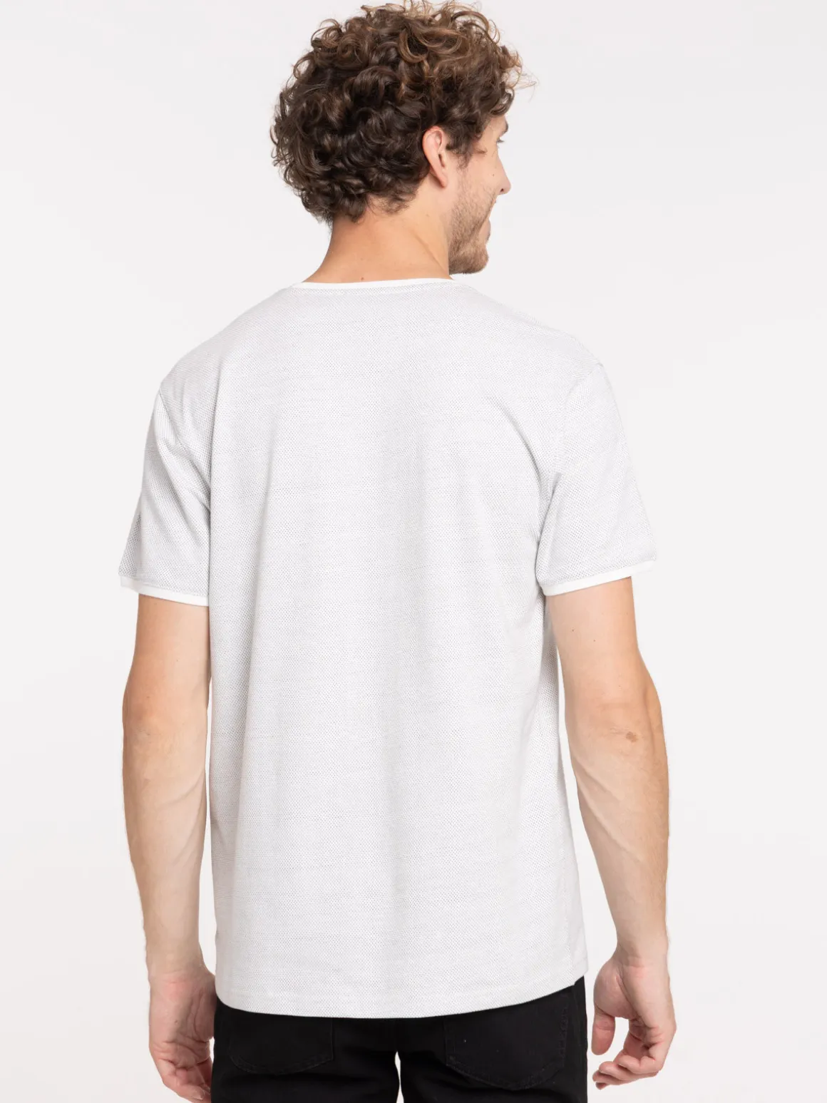 T-shirt fausse poche poitrine homme
