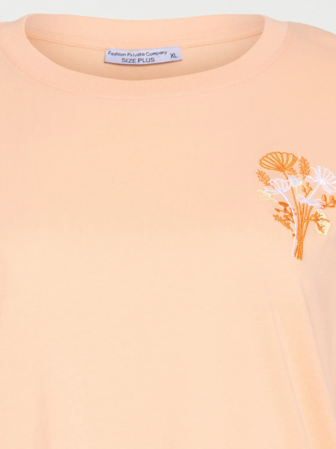 T-shirt fleur brodée femme grande taille