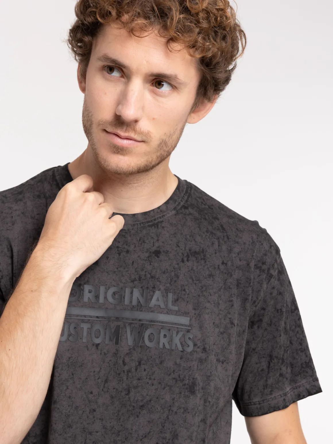 T-shirt imprimé gris homme