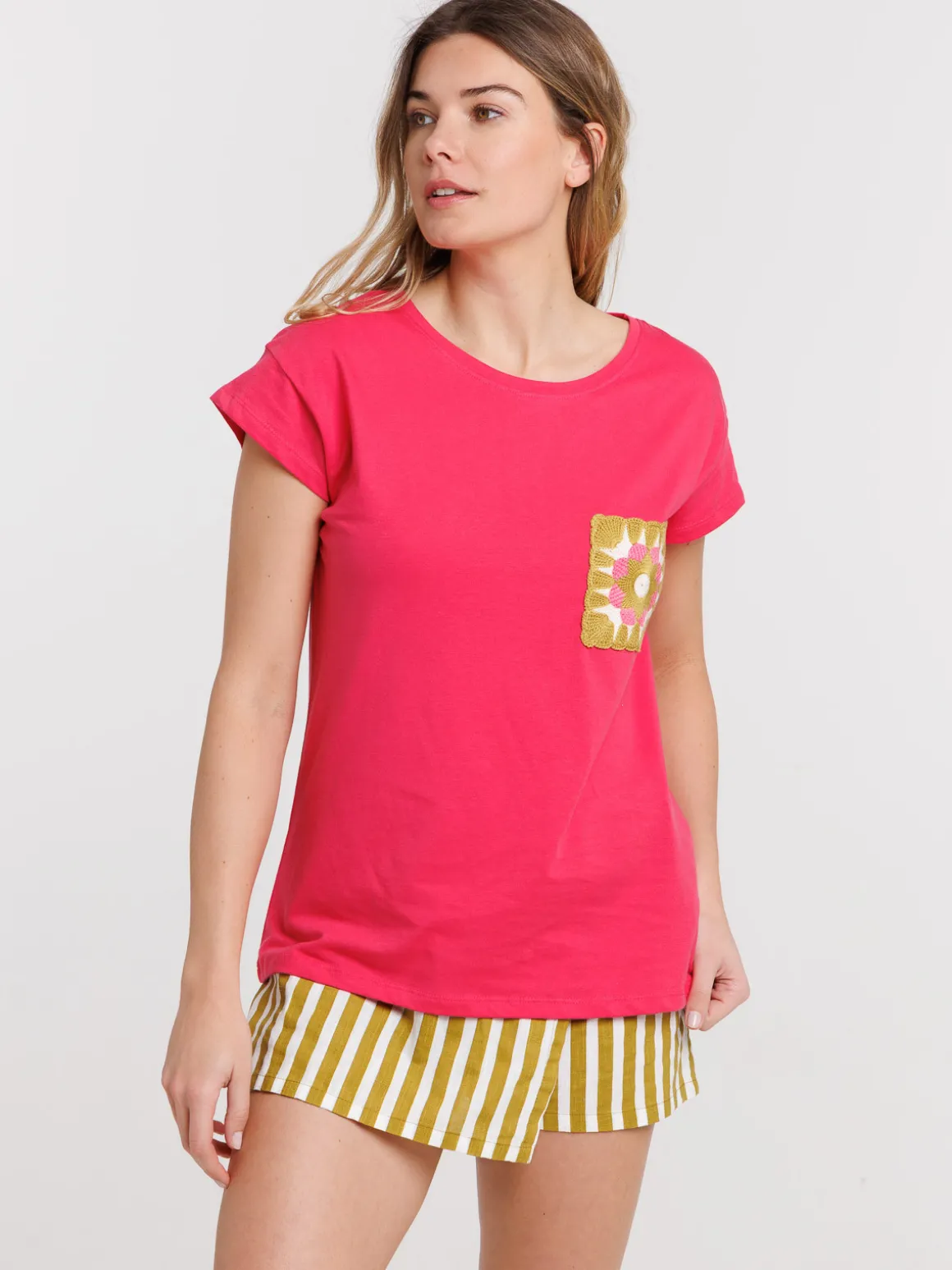 T-shirt motif macramé coloré femme