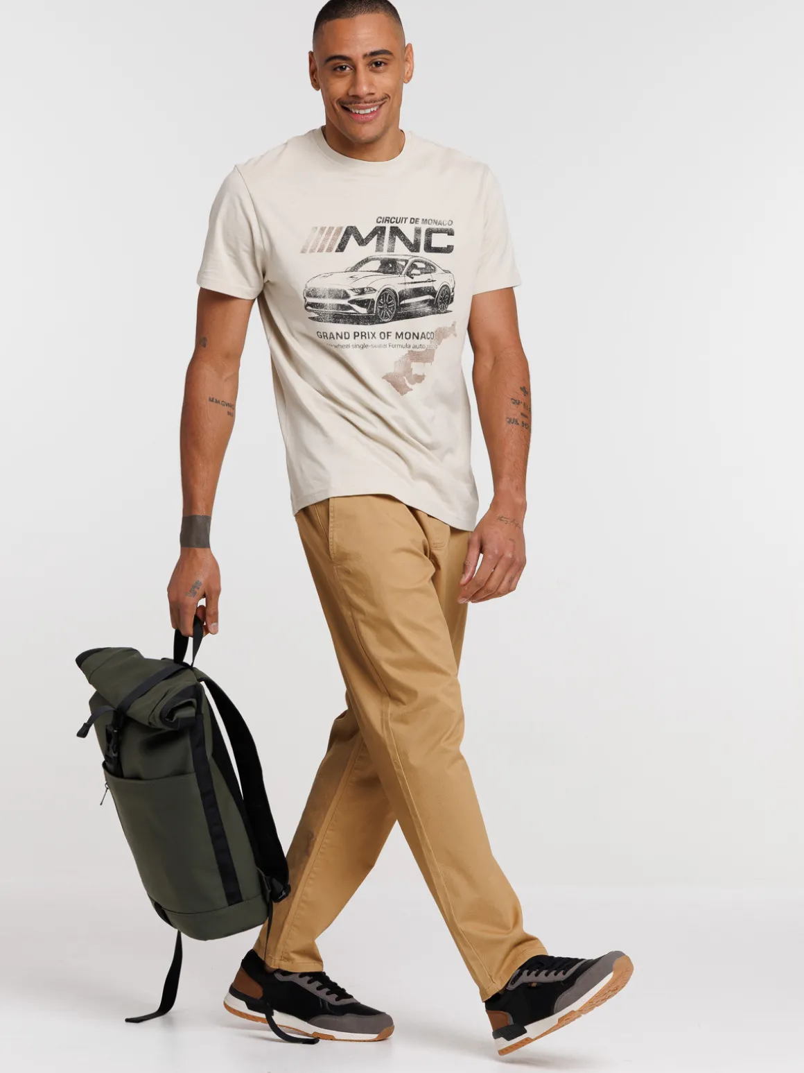 T-shirt motif voiture homme