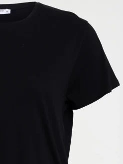 T-shirt noir grande taille femme