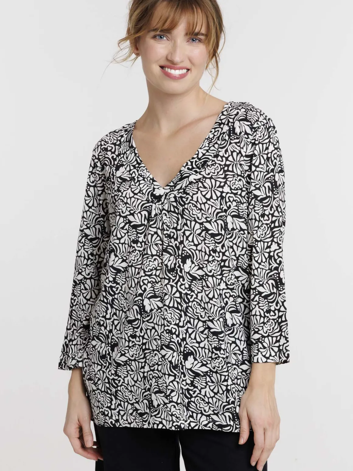 T-shirt noir imprimé végétal femme