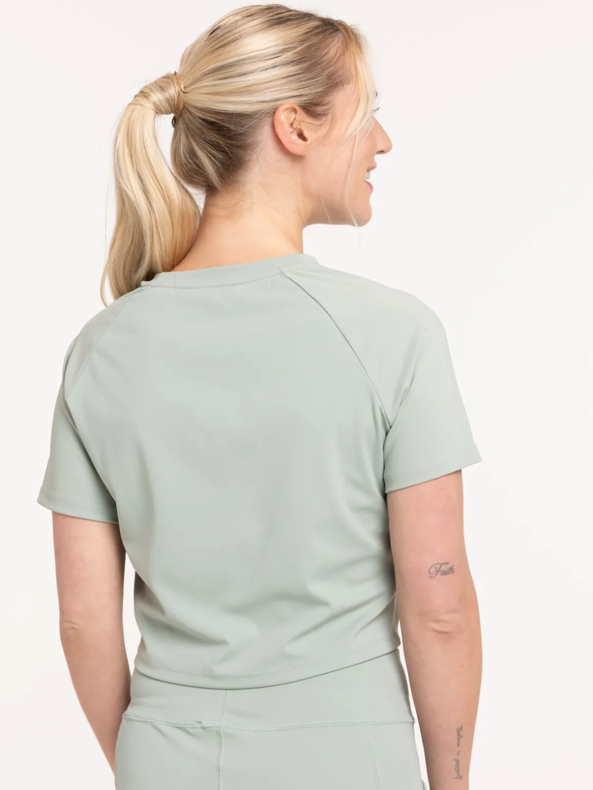 T-shirt sport coloris jade femme