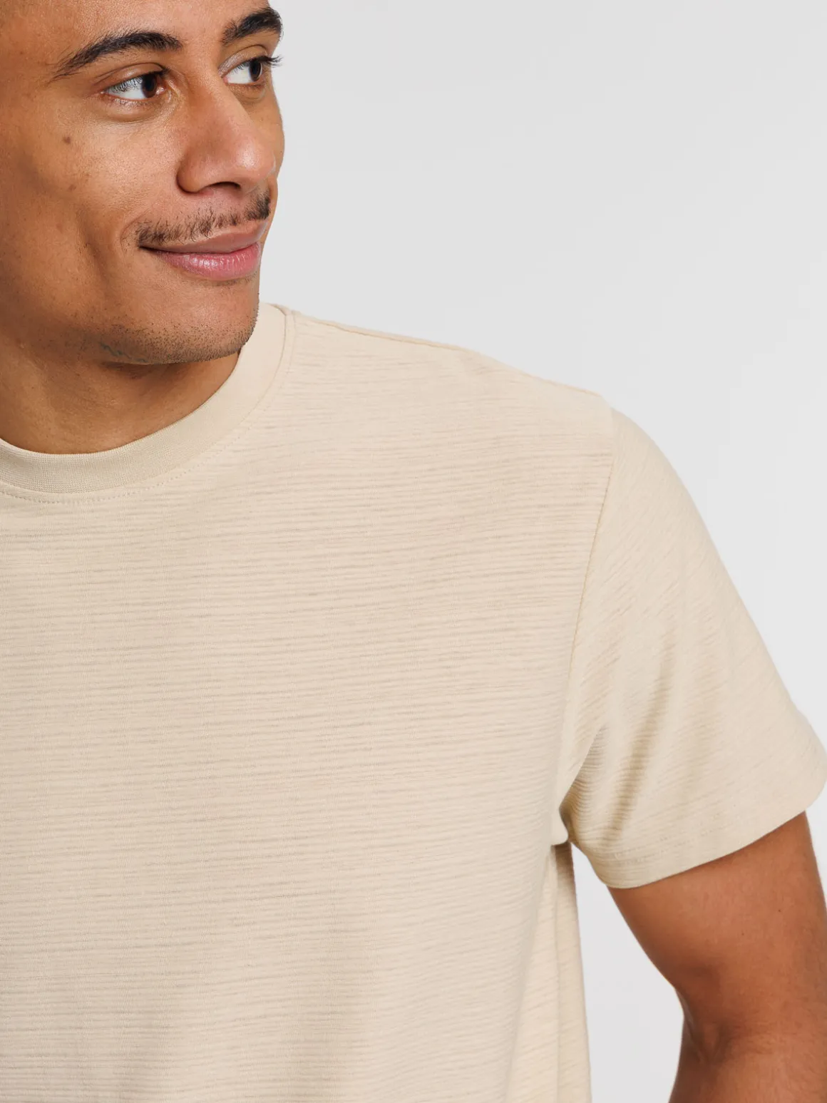 T-shirt uni col rond homme