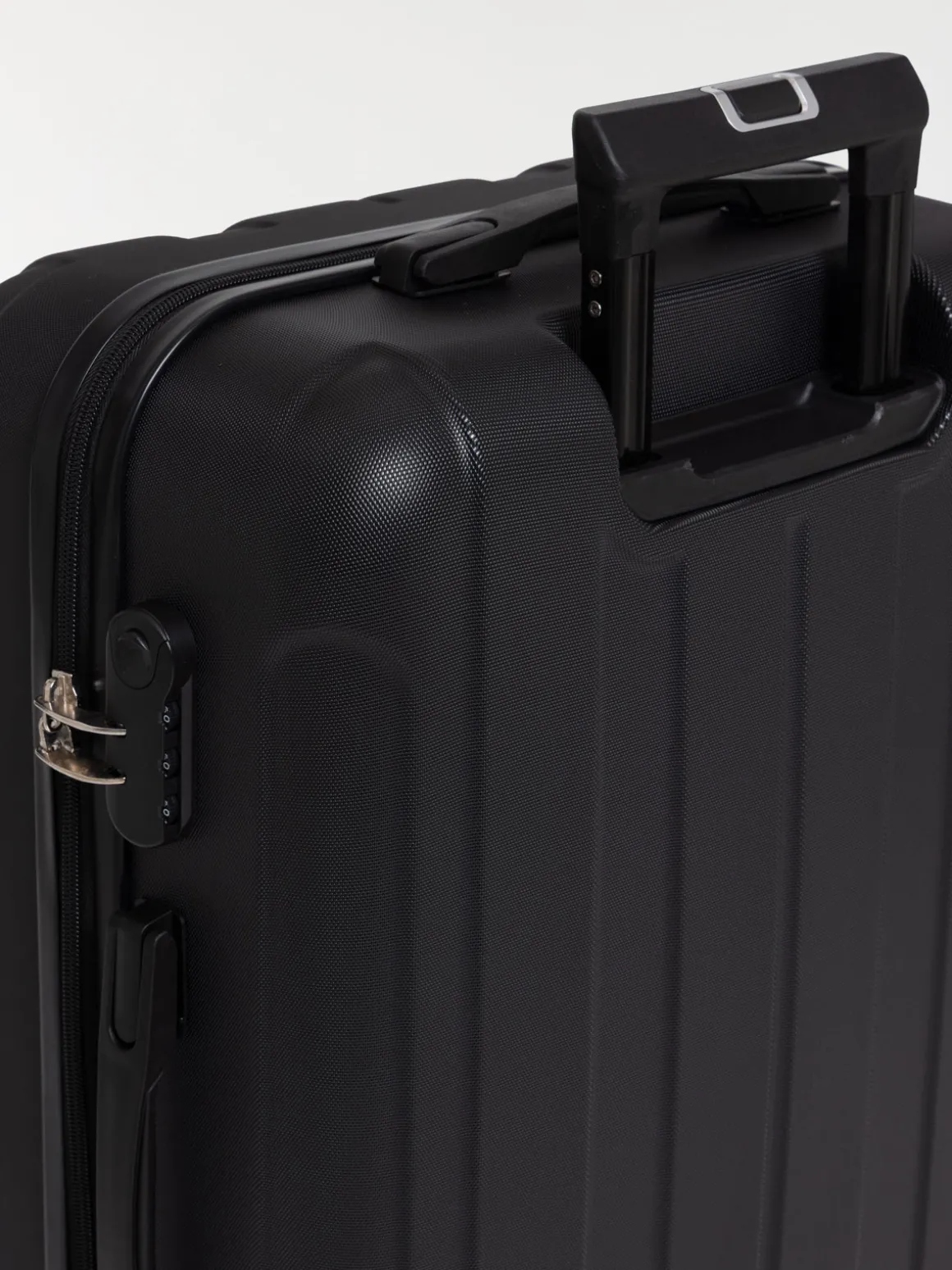 Valise rigide à roulettes 66x44x26cm