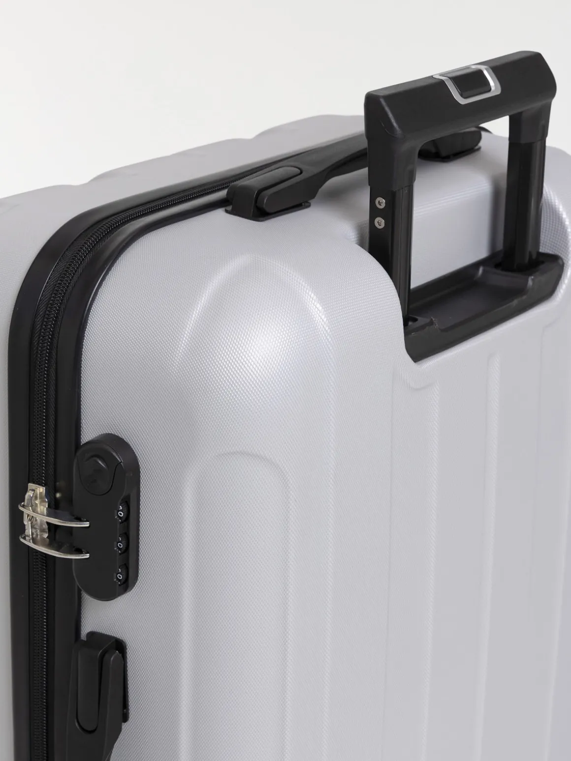 Valise rigide à roulettes 66x44x26cm