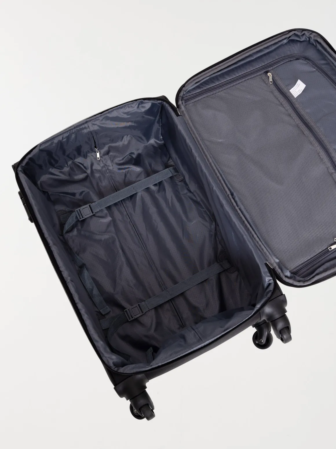 Valise souple noire à roulettes