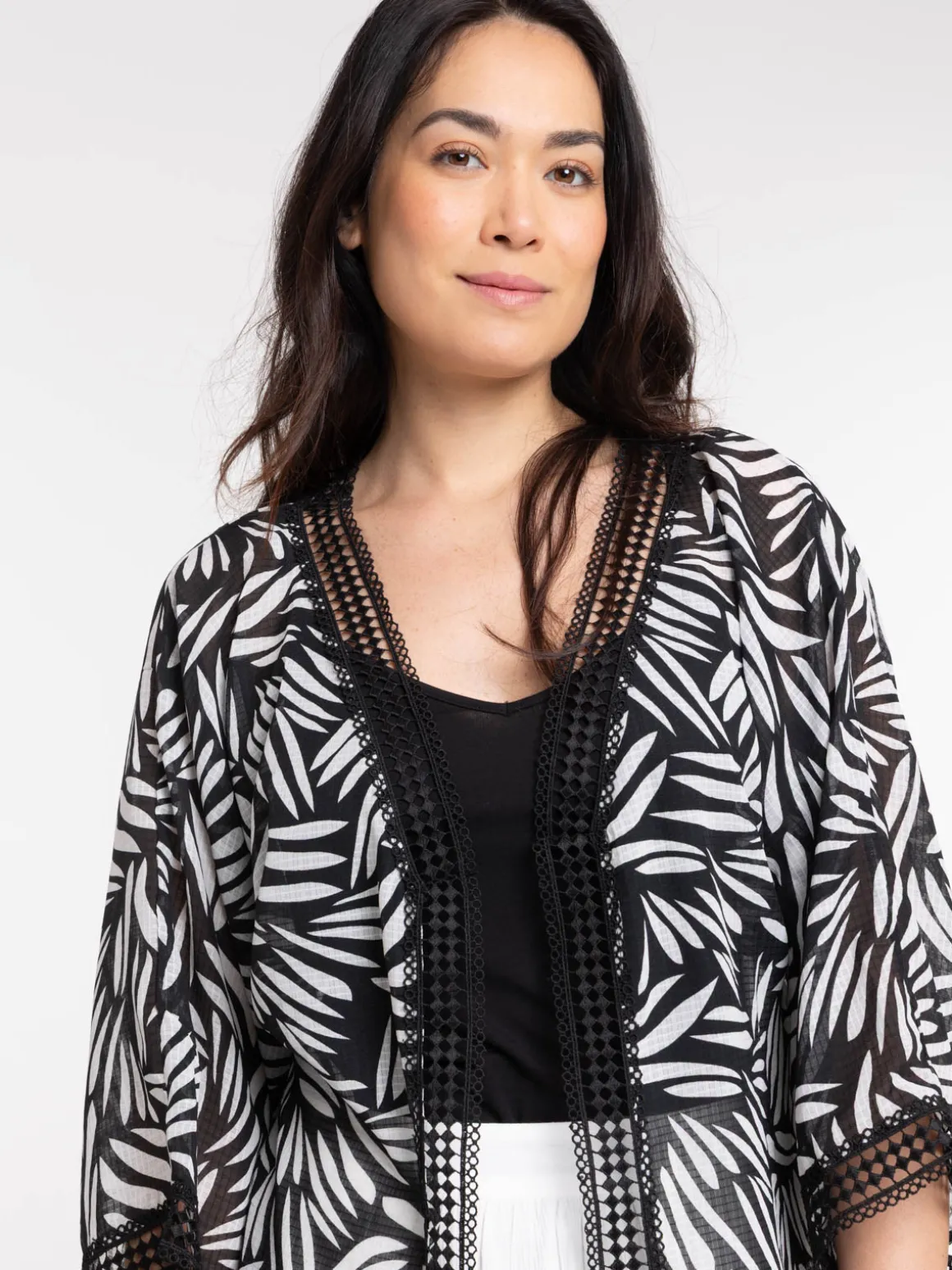 Veste noire imprimée femme